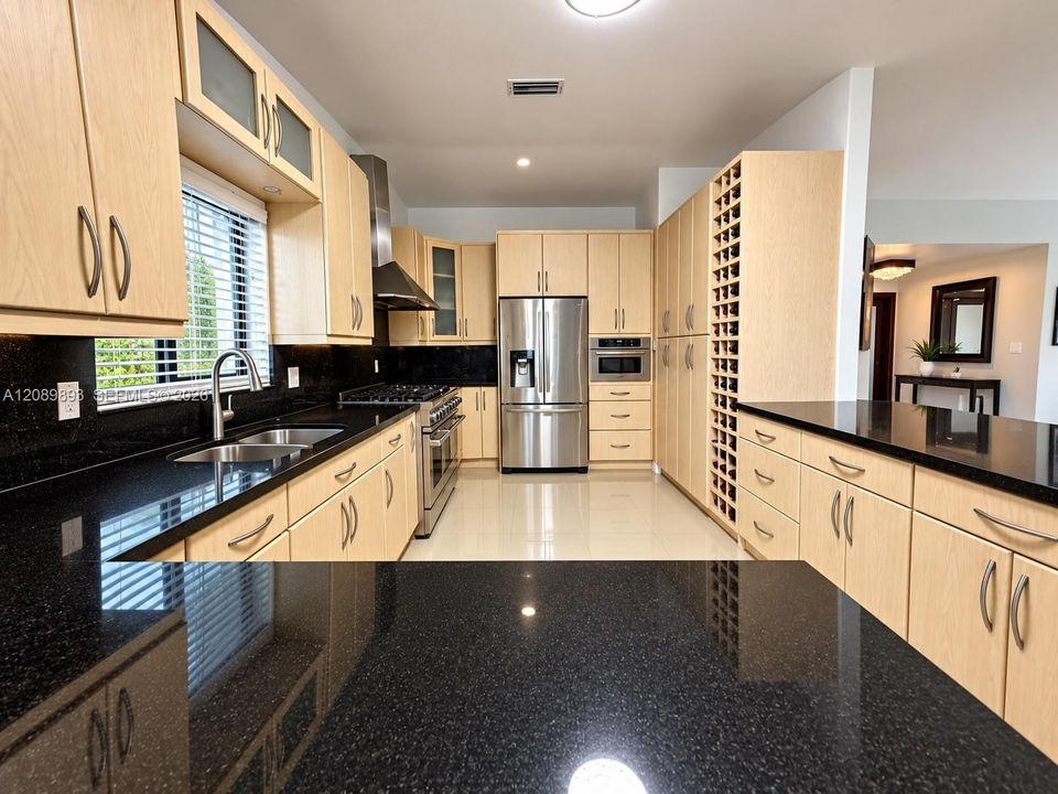 На продажу: $998,000 (4 спален, 3 ванн, 1674 Квадратных фут)