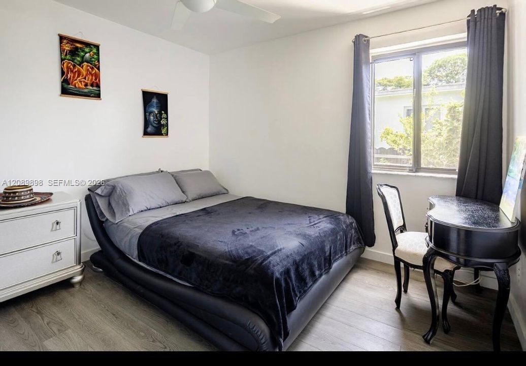 En Venta: $745,000 (3 camas, 2 baños, 1083 Pies cuadrados)