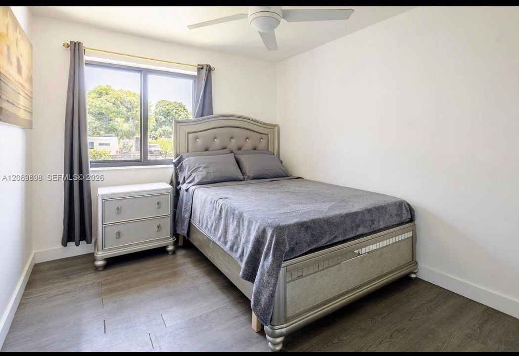 En Venta: $745,000 (3 camas, 2 baños, 1083 Pies cuadrados)
