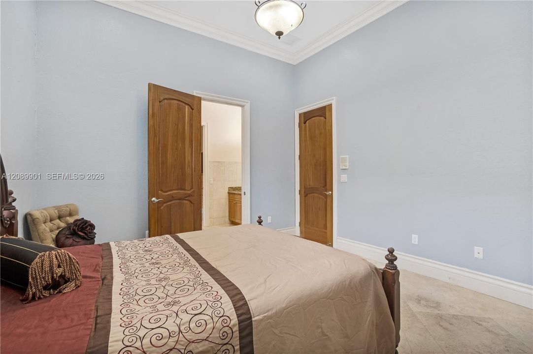 For Sale: $2,599,900 (7 beds, 5 baths, 4991 Square Feet)