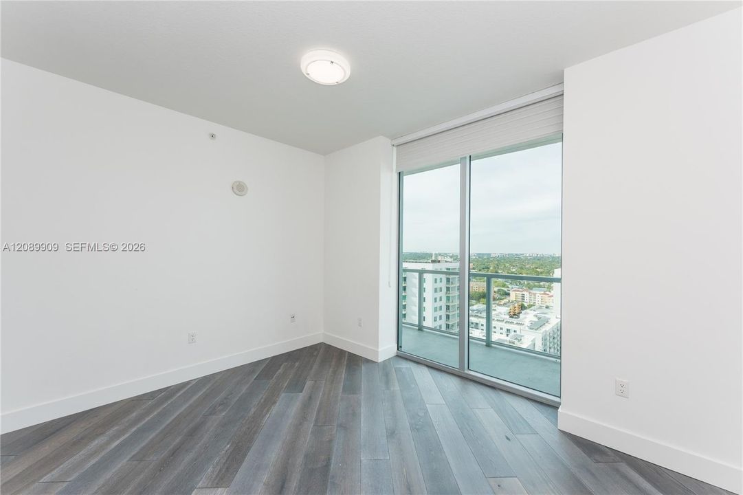 For Rent: $4,200 (2 beds, 2 baths, 1099 Square Feet)