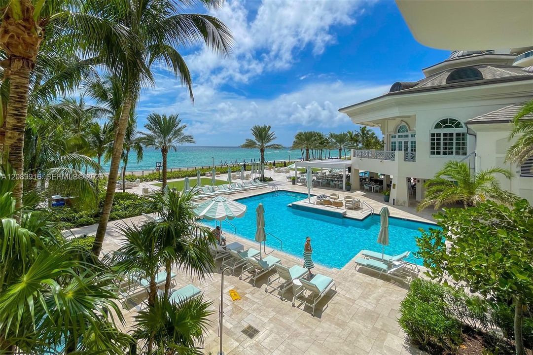 For Sale: $5,450,000 (4 beds, 6 baths, 3735 Square Feet)