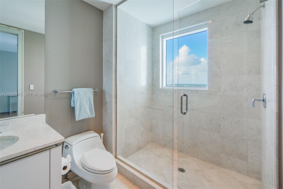 For Sale: $5,450,000 (4 beds, 6 baths, 3735 Square Feet)