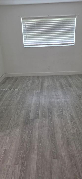 For Rent: $1,800 (1 beds, 1 baths, 800 Square Feet)