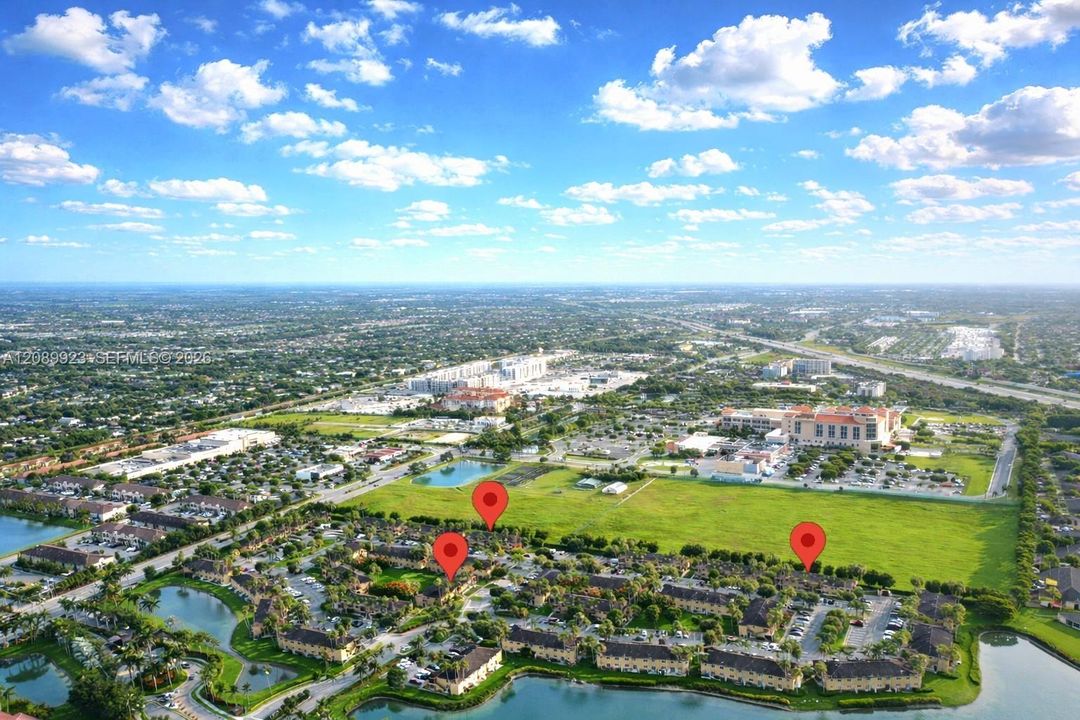 For Sale: $239,900 (2 beds, 2 baths, 920 Square Feet)