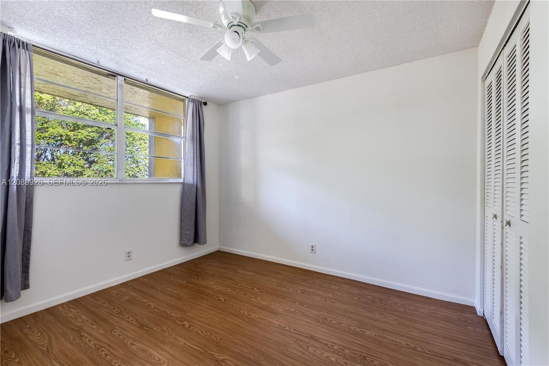 В аренду: $2,200 (2 спален, 2 ванн, 820 Квадратных фут)