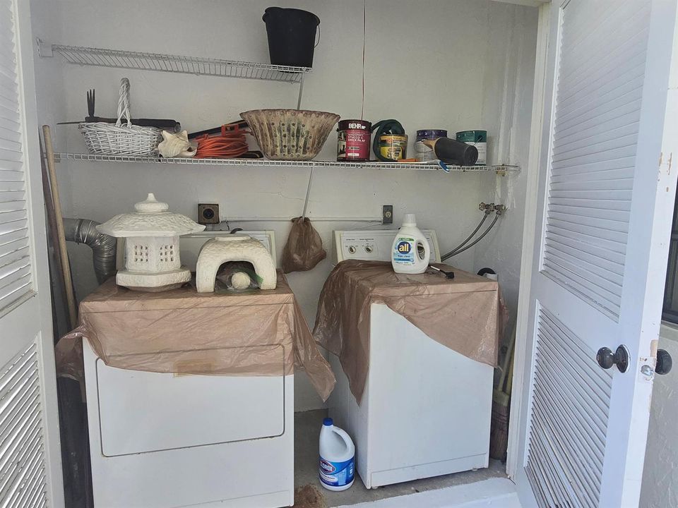 UTILITY CLOSET