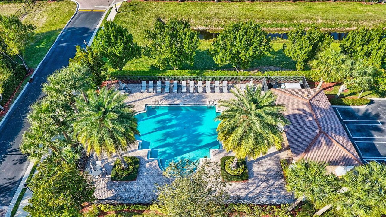 Clubhouse Pool