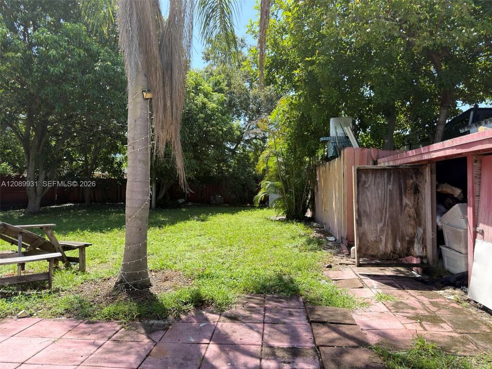 For Sale: $520,000 (3 beds, 2 baths, 2370 Square Feet)