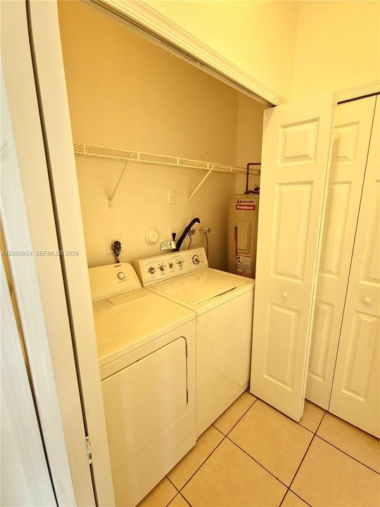 En Venta: $259,900 (3 camas, 2 baños, 1302 Pies cuadrados)