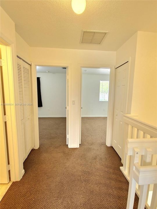 En Venta: $259,900 (3 camas, 2 baños, 1302 Pies cuadrados)