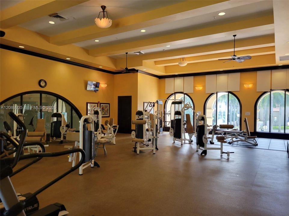 For Rent: $2,850 (2 beds, 2 baths, 1174 Square Feet)