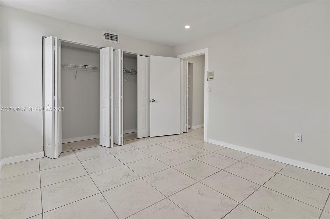 В аренду: $3,650 (3 спален, 2 ванн, 1580 Квадратных фут)