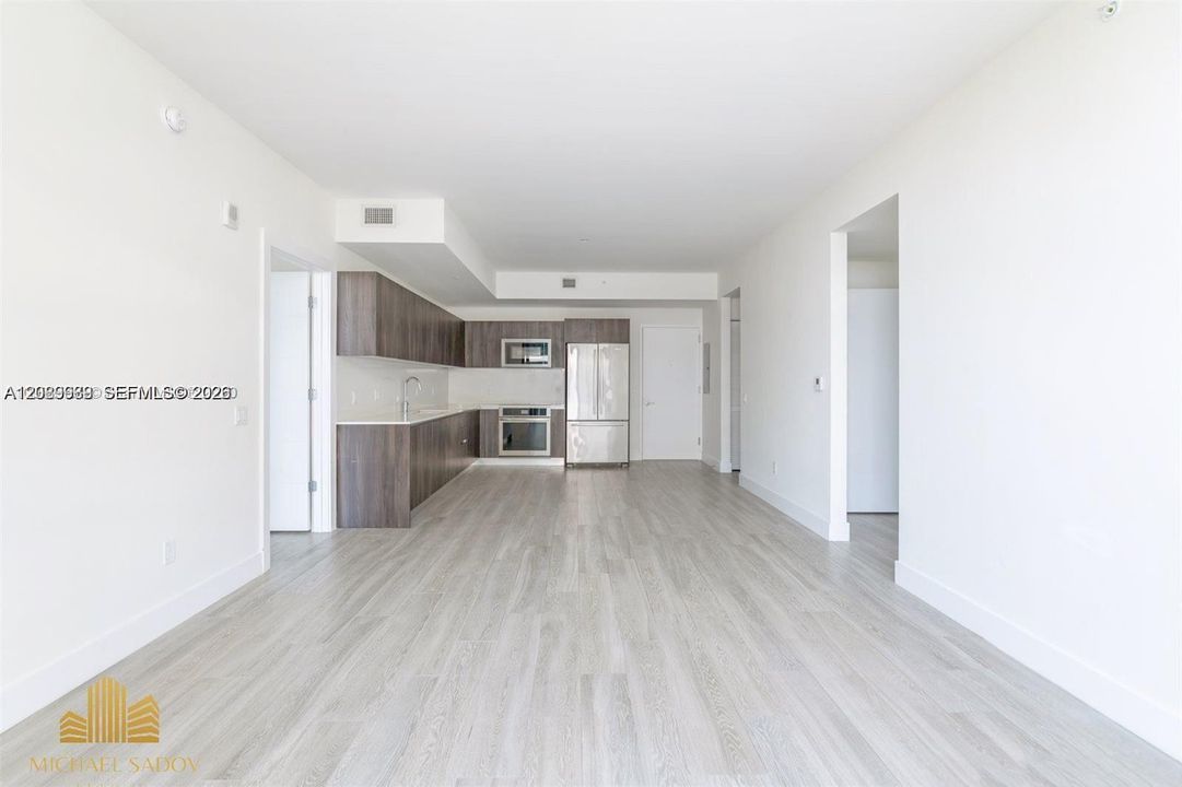 For Rent: $4,650 (2 beds, 2 baths, 1095 Square Feet)