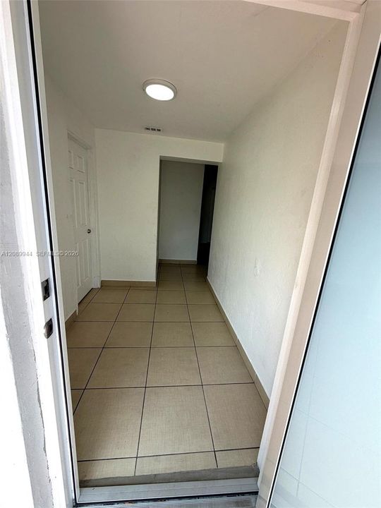 В аренду: $2,350 (2 спален, 1 ванн, 1400 Квадратных фут)