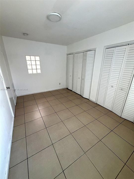 В аренду: $2,350 (2 спален, 1 ванн, 1400 Квадратных фут)