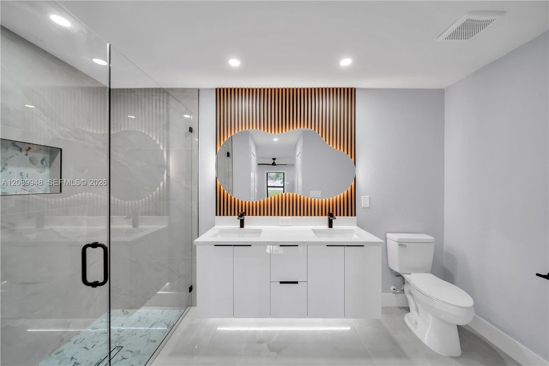 For Sale: $389,900 (3 beds, 2 baths, 1362 Square Feet)