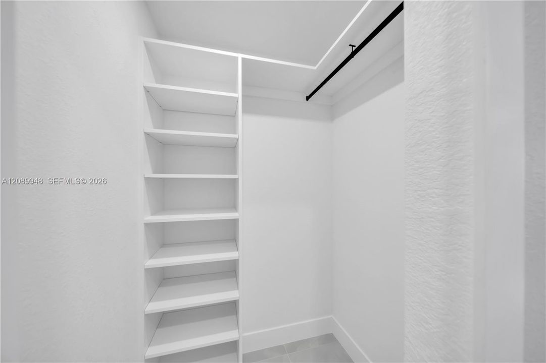 For Sale: $389,900 (3 beds, 2 baths, 1362 Square Feet)