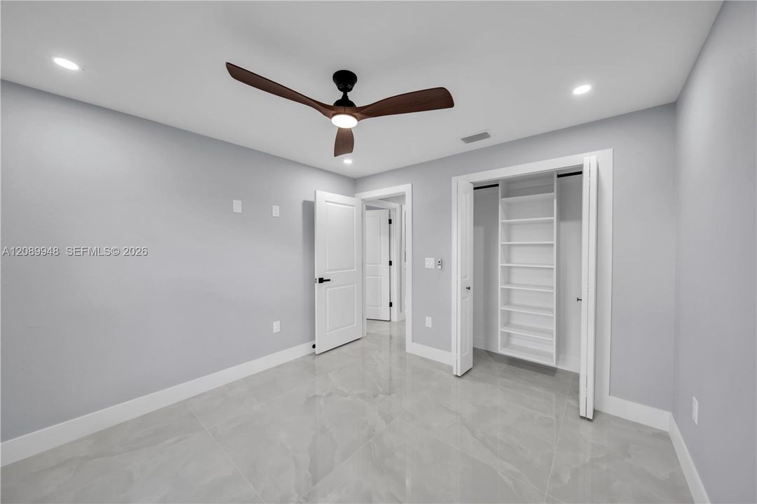 For Sale: $389,900 (3 beds, 2 baths, 1362 Square Feet)