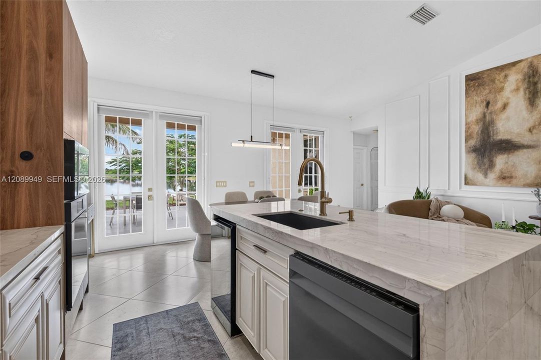 For Sale: $799,000 (3 beds, 2 baths, 1532 Square Feet)