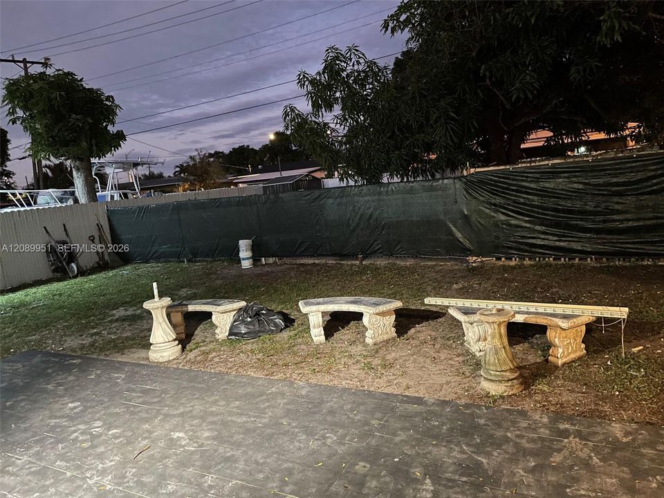 En Venta: $524,000 (4 camas, 3 baños, 1525 Pies cuadrados)