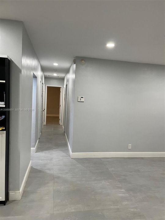 En Venta: $524,000 (4 camas, 3 baños, 1525 Pies cuadrados)