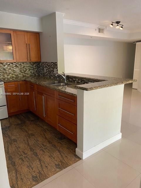 For Rent: $2,575 (2 beds, 2 baths, 1080 Square Feet)