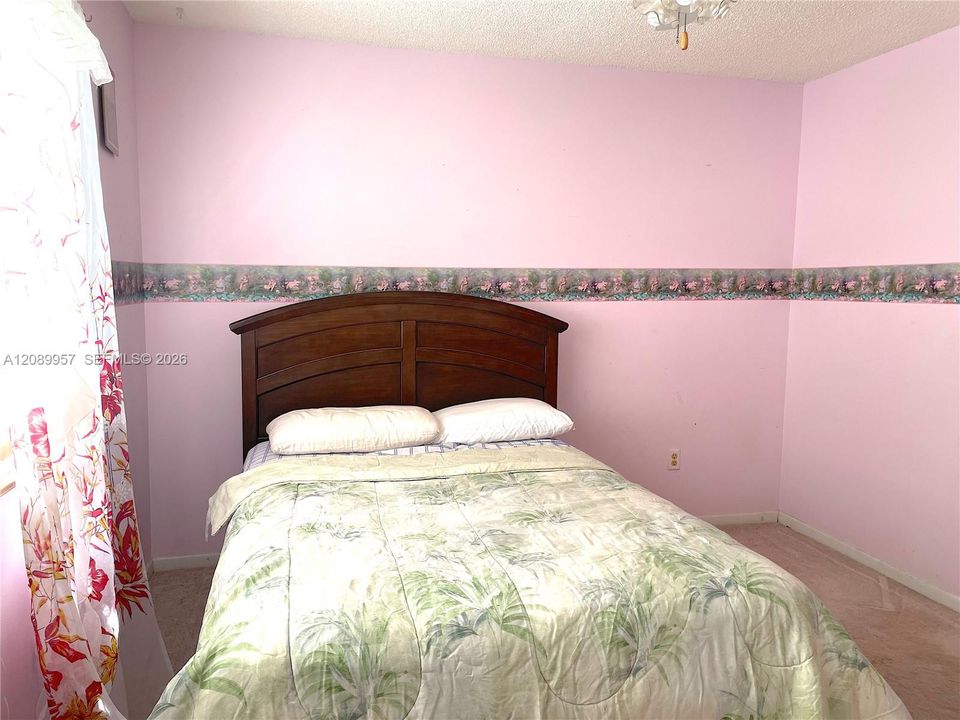 2nd Bedroom