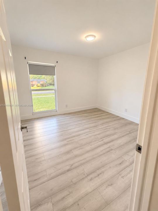 For Sale: $450,000 (3 beds, 2 baths, 1308 Square Feet)