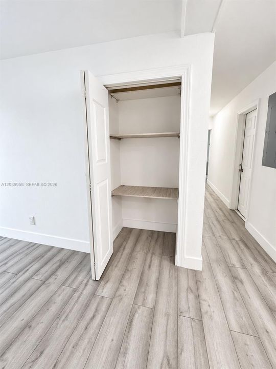 For Sale: $450,000 (3 beds, 2 baths, 1308 Square Feet)