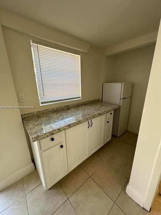 For Rent: $1,525 (0 beds, 1 baths, 0 Square Feet)