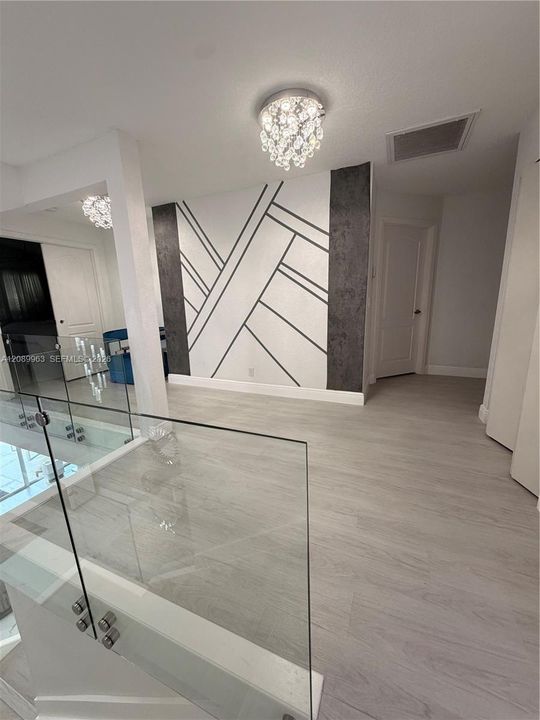 : $999,000 (4 спален, 2 ванн, 2344 Квадратных фут)
