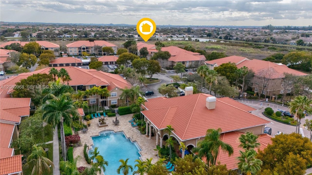 En Venta: $369,900 (3 camas, 2 baños, 1330 Pies cuadrados)