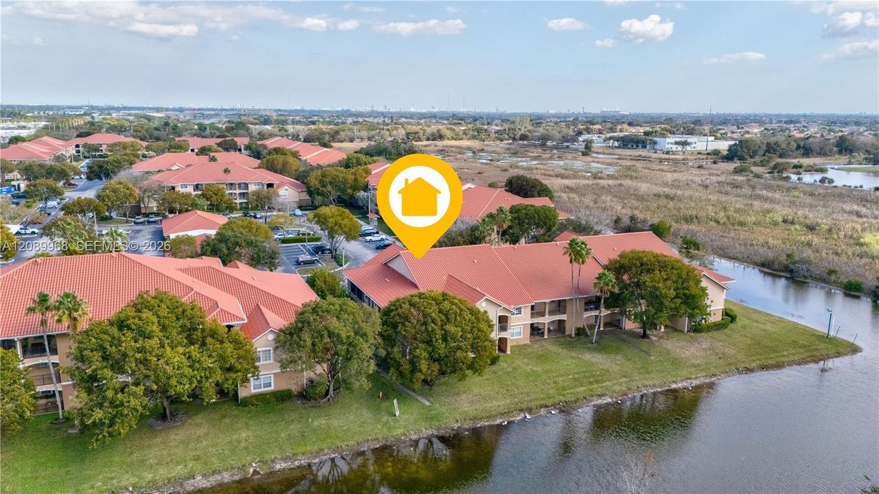 En Venta: $369,900 (3 camas, 2 baños, 1330 Pies cuadrados)