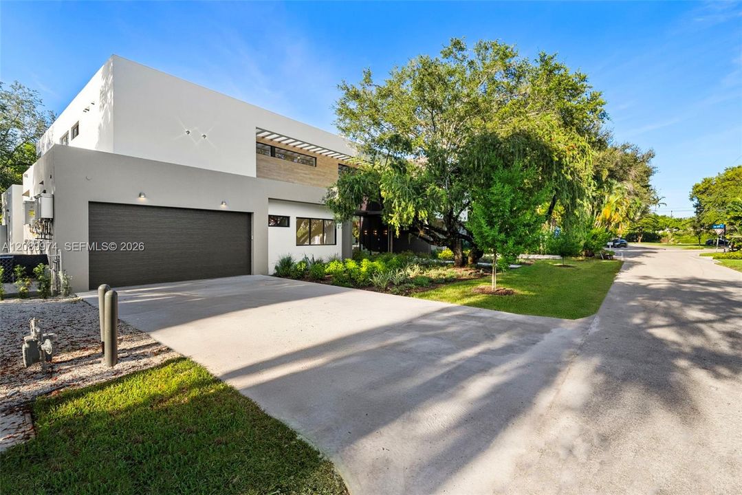 En Venta: $6,350,000 (6 camas, 7 baños, 6493 Pies cuadrados)