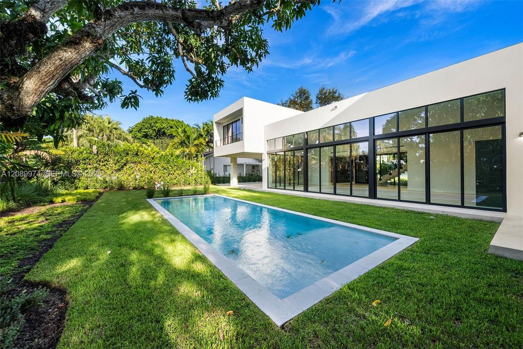 En Venta: $6,350,000 (6 camas, 7 baños, 6493 Pies cuadrados)