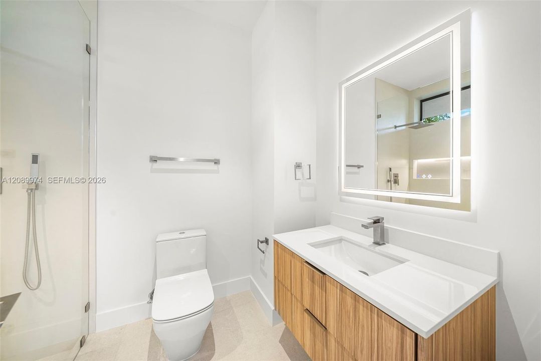 En Venta: $6,350,000 (6 camas, 7 baños, 6493 Pies cuadrados)