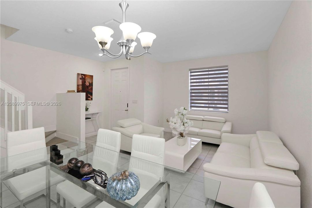 For Sale: $500,000 (3 beds, 2 baths, 1540 Square Feet)