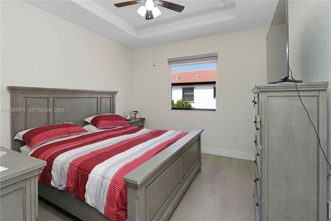 For Sale: $500,000 (3 beds, 2 baths, 1540 Square Feet)