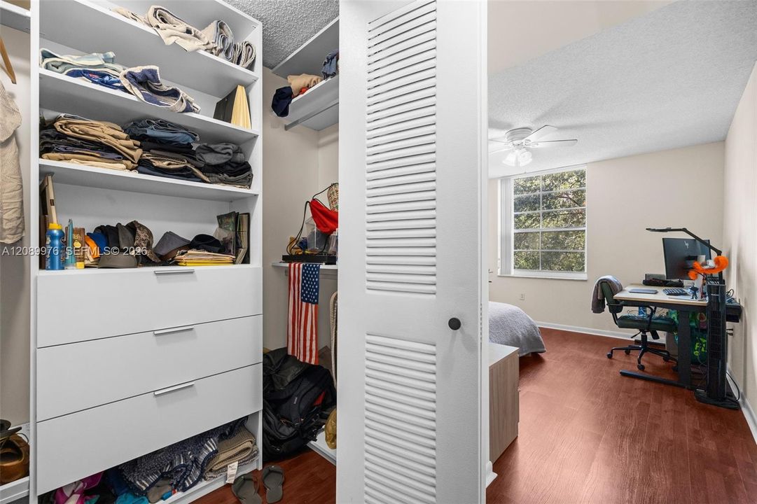 For Rent: $2,700 (2 beds, 2 baths, 1153 Square Feet)
