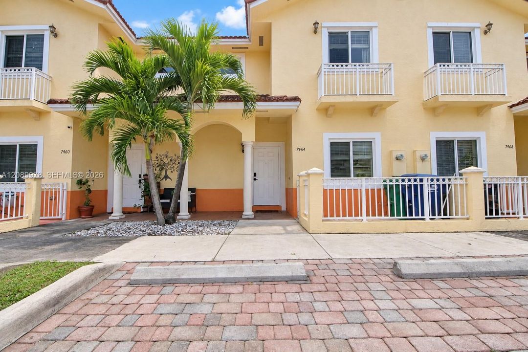 На продажу: $435,000 (2 спален, 2 ванн, 1150 Квадратных фут)