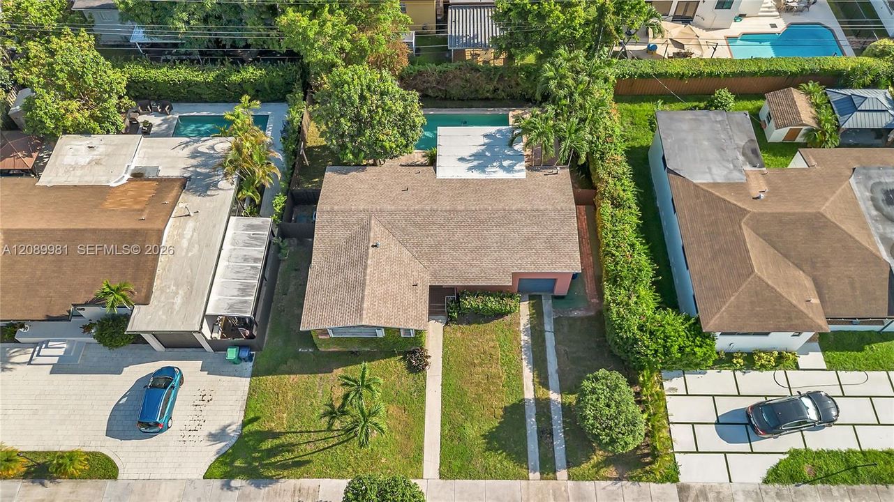 En Venta: $795,000 (3 camas, 2 baños, 1498 Pies cuadrados)