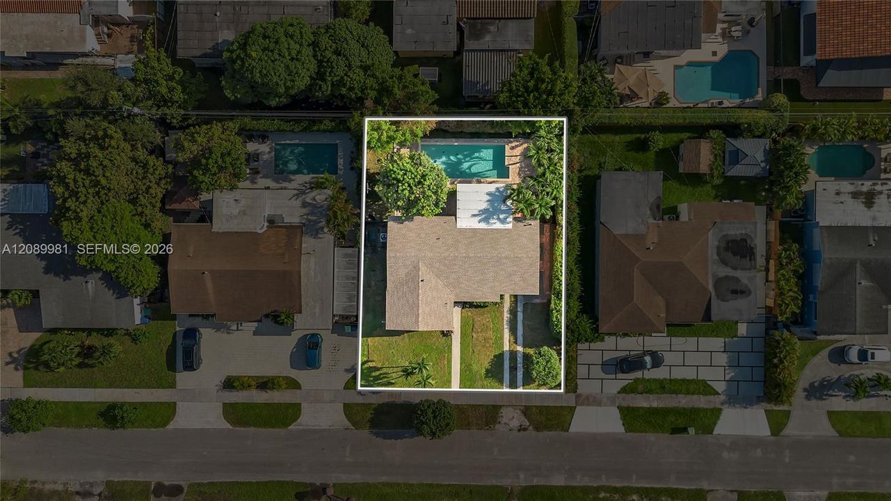 En Venta: $795,000 (3 camas, 2 baños, 1498 Pies cuadrados)