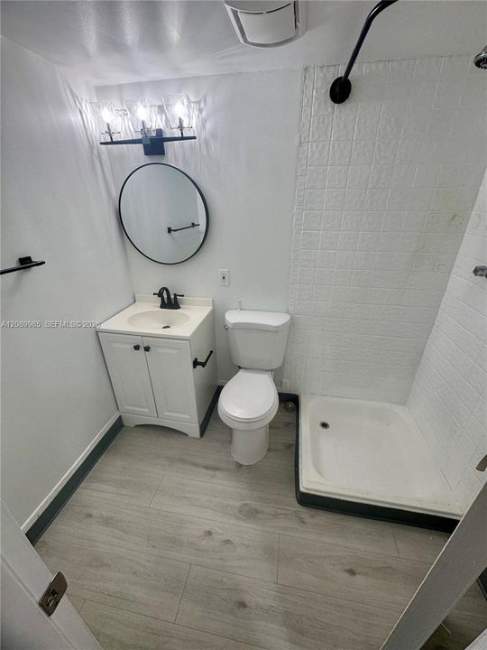 For Rent: $2,200 (2 beds, 2 baths, 1150 Square Feet)