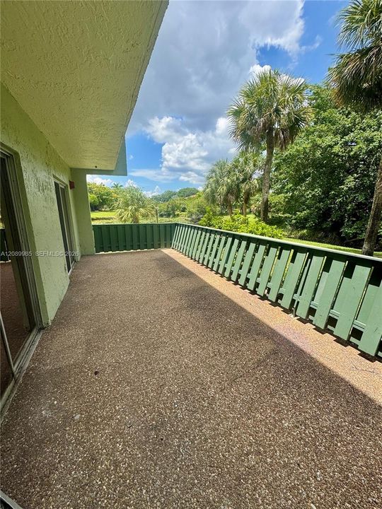 For Rent: $2,200 (2 beds, 2 baths, 1150 Square Feet)