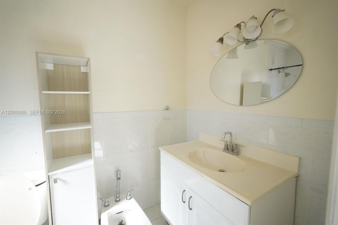 En Renta: $3,299 (4 camas, 2 baños, 2756 Pies cuadrados)