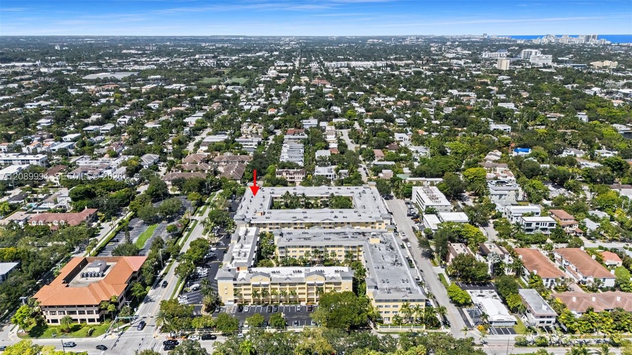 На продажу: $407,000 (2 спален, 2 ванн, 1280 Квадратных фут)