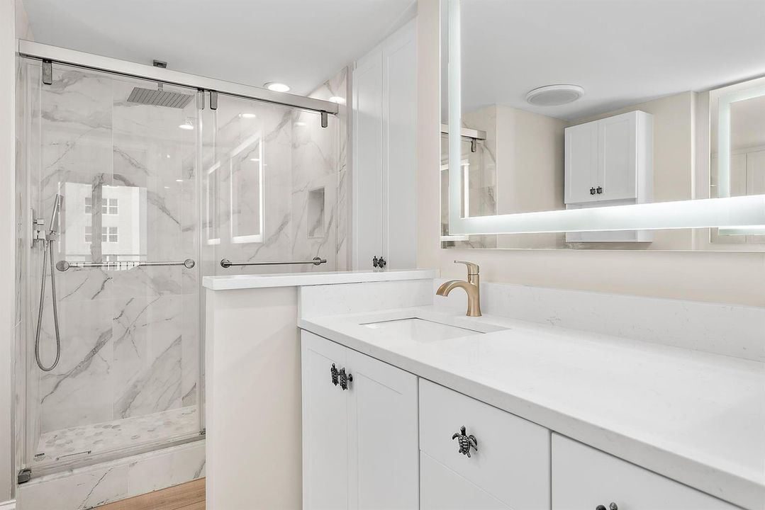 5460 N Ocean Drive #3B-19