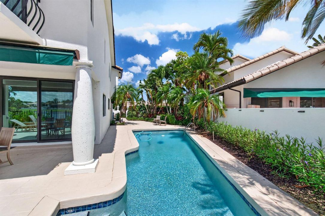 Renovated Patio by the Pool