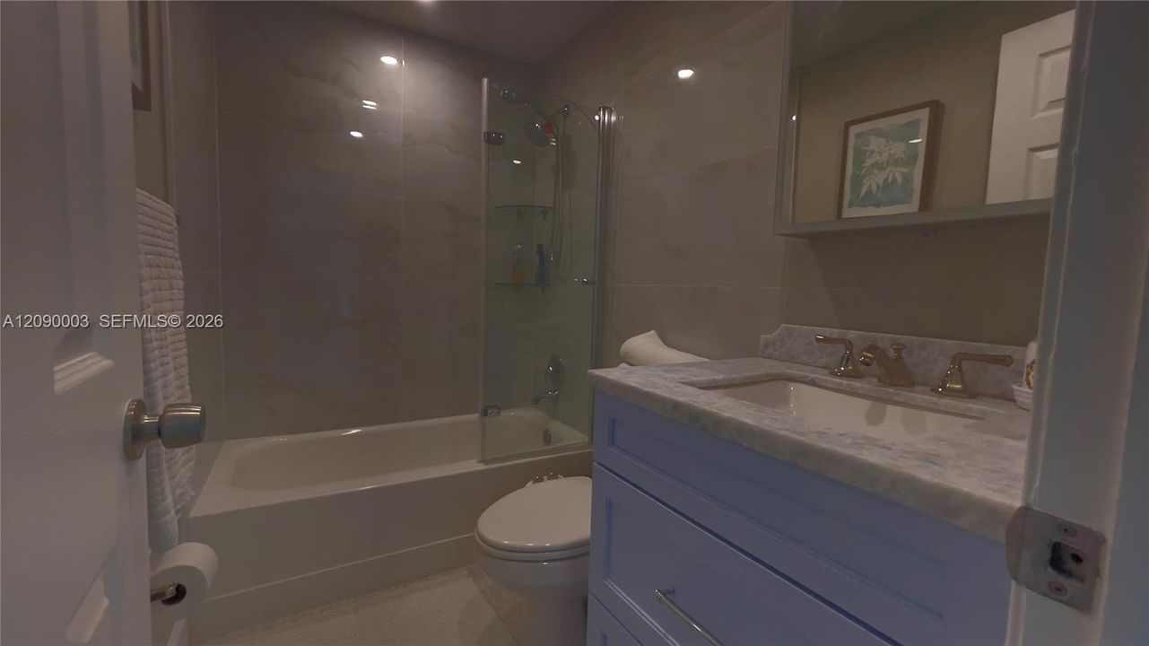 For Rent: $2,295 (1 beds, 1 baths, 647 Square Feet)